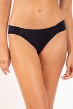 Cargar imagen en el visor de la galería, Gallery: Rio De Sol Bas Bottom Malibu-Black Baobi