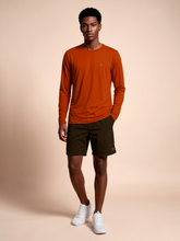 Cargar imagen en el visor de la galería, Model Front: Uv Line T-Shirt Longsleeve Uvpro Brasil Masc Pitanga Upf50+