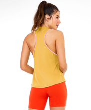 Cargar imagen en el visor de la galería, Model Back: Alto Giro Fitness Haut Regata Speed Debrum Sport Way Amarelo Mango