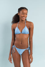 Cargar imagen en el visor de la galería, Model Front: Rio De Sol Ensemble Set Shimmer-Baltic-Sea Tri-Inv Ibiza-Comfy