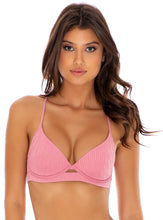 Cargar imagen en el visor de la galería, Model Front: Luli Fama Haut Top Peek A Boo Blush River Dance