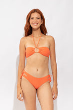 Cargar imagen en el visor de la galería, Model Front: Rio De Sol Bas Bottom Tribu-Flow Madrid