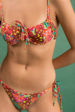 Cargar imagen en el visor de la galería, Image 08: Rio De Sol Haut Top Tropics Balconet-Tie