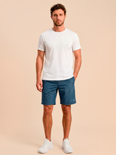 Cargar imagen en el visor de la galería, Model Front: Uv Line Bermuda / Short Pour Homme Shorts New Fit Masc Steel Upf50+
