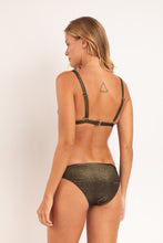 Cargar imagen en el visor de la galería, Model Back: Rio De Sol Ensemble Set Radiante-Black Alba Essential-Comfy