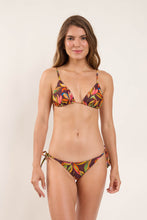 Cargar imagen en el visor de la galería, Model Front: Rio De Sol Bas Bottom Fiore Lacinho