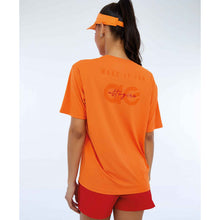 Cargar imagen en el visor de la galería, Model Back: Alto Giro Fitness Haut T-Shirt Skin Fit Make It Fun Laranja Gym