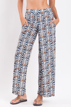 Cargar imagen en el visor de la galería, Gallery: Rio De Sol Pantalon De Plage Ikat Wide Pants