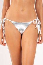 Cargar imagen en el visor de la galería, Gallery: Rio De Sol Bas Bottom Linea-White Cheeky-Tie