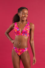 Cargar imagen en el visor de la galería, Image 11: Rio De Sol Ensemble Set Flavors Halter-Marina Essential-Cos