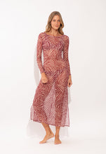 Cargar imagen en el visor de la galería, Model Front: Rio De Sol Vêtement De Plage Dune Dress Lucy