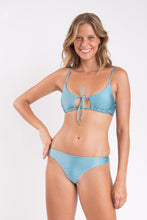 Cargar imagen en el visor de la galería, Image 08: Rio De Sol Ensemble Set Shimmer-Laguna Tank-Tie Nice-Fio