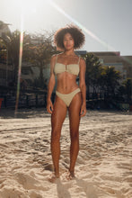 Cargar imagen en el visor de la galería, Image 08: Rio De Sol Bas Bottom Brisa-Pistache Essential