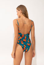 Cargar imagen en el visor de la galería, Model Back: Rio De Sol Une Pièce Luma Hype