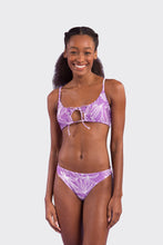 Cargar imagen en el visor de la galería, Model Front: Rio De Sol Ensemble Set Trail-Purple Tank-Tie Essential-Comfy