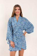 Cargar imagen en el visor de la galería, Image 04: Rio De Sol Robe De Plage Chuva Kimono