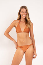 Cargar imagen en el visor de la galería, Image 05: Rio De Sol Ensemble Set Shimmer-Nocciola Mel
