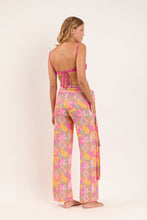 Cargar imagen en el visor de la galería, Model Back: Rio De Sol Pantalon De Plage Lyla Pants Knot
