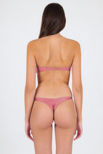Cargar imagen en el visor de la galería, Model Back: Rio De Sol Ensemble Set Shimmer-Confetti Bandeau-Knot Nice-Fio