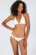 Cargar imagen en el visor de la galería, Model Front: Rio De Sol Bas Bottom Off-White Mel