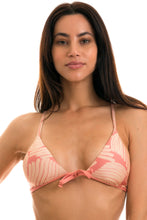 Cargar imagen en el visor de la galería, Gallery: Rio De Sol Haut Top Banana Rose Micro