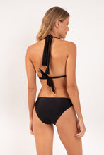 Cargar imagen en el visor de la galería, Model Back: Rio De Sol Bas Bottom Shimmer-Black Essential-Comfy