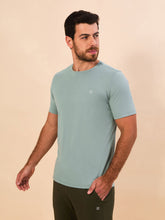 Cargar imagen en el visor de la galería, Image 02: Uv Line T-Shirt Pour Homme T-Shirt New Fit Masc Verde Agua Upf50+
