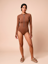 Cargar imagen en el visor de la galería, Model Front: Uv Line Une Pièce Long Sleeve Swimsuit Macae Brown Upf50+