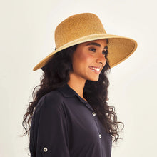 Cargar imagen en el visor de la galería, Image 04: Uv Line Chapeau Souple/Capeline Hat Santorini Imp Fem Wheat Upf50+
