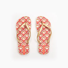 Cargar imagen en el visor de la galería, Product Front: Rio De Sol Tongs Floral-Scales Slim