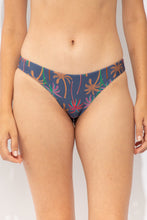 Cargar imagen en el visor de la galería, Gallery: Rio De Sol Bas Bottom Coqueiro Essential-Comfy