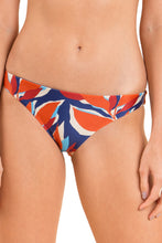 Cargar imagen en el visor de la galería, Gallery: Rio De Sol Bas Bottom Leaves Essential-Comfy