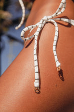 Cargar imagen en el visor de la galería, Image 13: Rio De Sol Bas Bottom Linea-White Cheeky-Tie