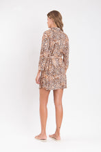 Cargar imagen en el visor de la galería, Image 08: Rio De Sol Chemise Leopard Chemise
