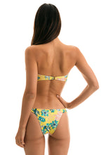 Cargar imagen en el visor de la galería, Model Back: Rio De Sol Bas Bottom Florescer Bandeau
