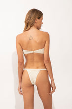 Cargar imagen en el visor de la galería, Model Back: Rio De Sol Bas Bottom Brisa-Offwhite Eden