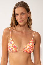 Cargar imagen en el visor de la galería, Gallery: Rio De Sol Haut Top Ditsy-Butter Lia