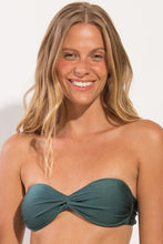 Cargar imagen en el visor de la galería, Gallery: Rio De Sol Haut Top Palace Twist