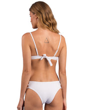 Cargar imagen en el visor de la galería, Image 07: Rio De Sol Ensemble Set Bora-White Bra-Trio Madrid-Trio