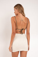 Cargar imagen en el visor de la galería, Model Back: Rio De Sol Jupe De Page Brisa-Offwhite Rubi Skirt