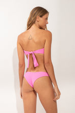 Cargar imagen en el visor de la galería, Model Back: Rio De Sol Bas Bottom Crespinho-Rosa Nice