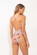 Cargar imagen en el visor de la galería, Model Back: Rio De Sol Une Pièce Olyra Julia