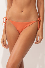 Cargar imagen en el visor de la galería, Gallery: Rio De Sol Bas Bottom Sand-Argila Lacinho