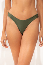 Cargar imagen en el visor de la galería, Gallery: Rio De Sol Bas Bottom Shimmer-Croco Nara