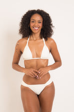 Cargar imagen en el visor de la galería, Model Front: Rio De Sol Bas Bottom Off-White Mel-Comfy