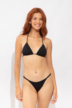 Cargar imagen en el visor de la galería, Model Front: Rio De Sol Haut Top Solar-Black Tri-Aya