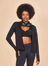 Cargar imagen en el visor de la galería, Gallery: Uv Line T-Shirt Jacket Fem New Fit Black Upf50+