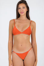 Cargar imagen en el visor de la galería, Gallery: Rio De Sol Ensemble Set Paprica Tri-Fixo California