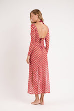 Cargar imagen en el visor de la galería, Model Back: Rio De Sol Vêtement De Plage Floral-Scales Dress Lucy