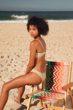 Cargar imagen en el visor de la galería, Image 10: Rio De Sol Bas Bottom Brisa-Pistache Essential